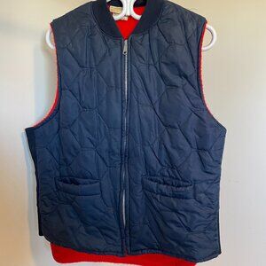 Vintage Navy Blue Quilted Vest // Unisex Size L